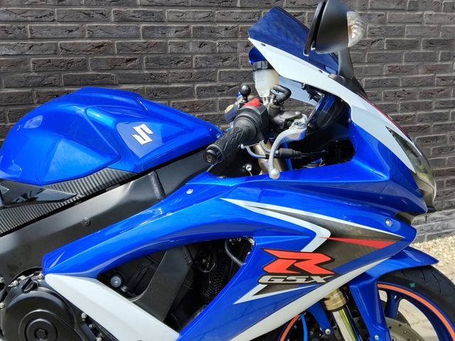 suzuki - gsx-r-600