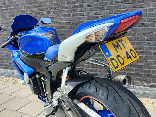 suzuki - gsx-r-600