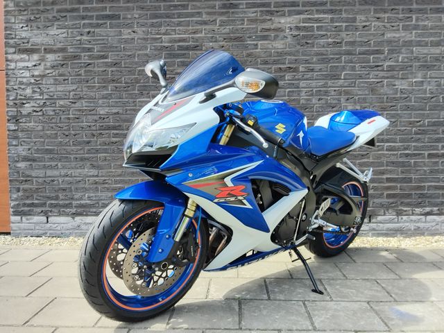 suzuki - gsx-r-600