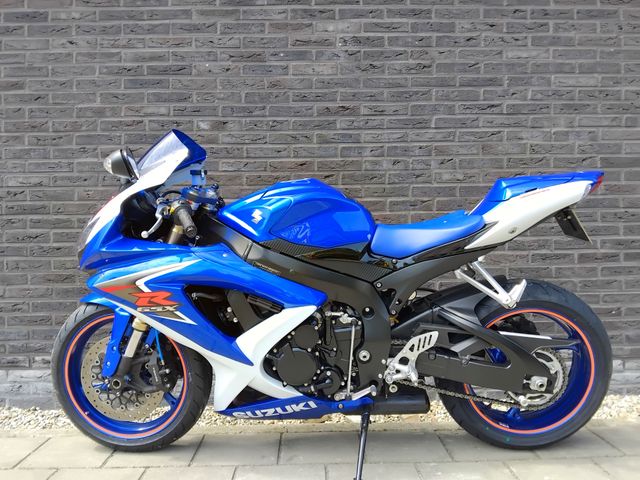 suzuki - gsx-r-600