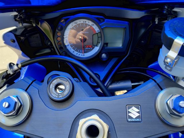 suzuki - gsx-r-600