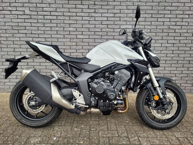 honda - cb-1000-hornet