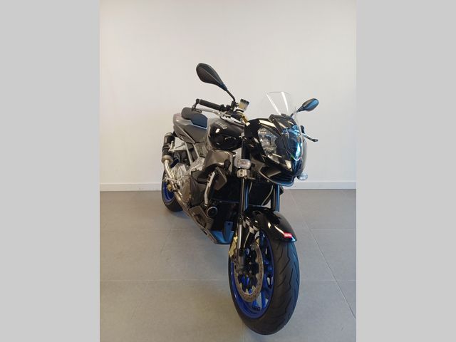 aprilia - tuono-1000-r