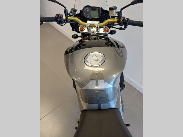 aprilia - tuono-1000-r