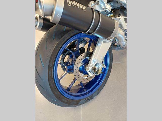 aprilia - tuono-1000-r