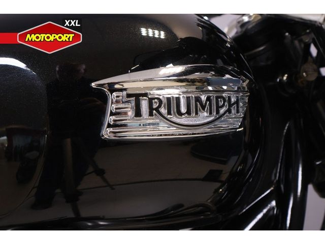 triumph - thruxton-900