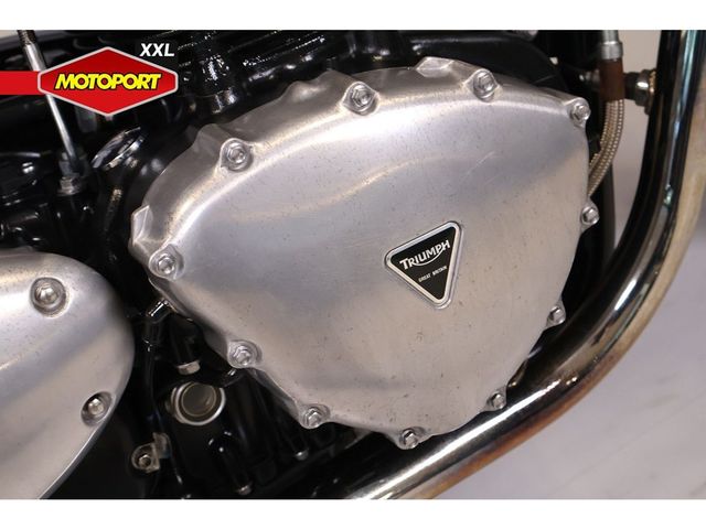 triumph - thruxton-900
