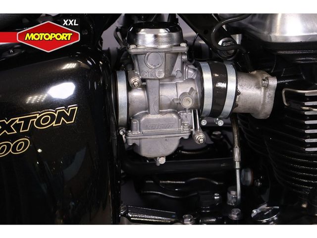 triumph - thruxton-900