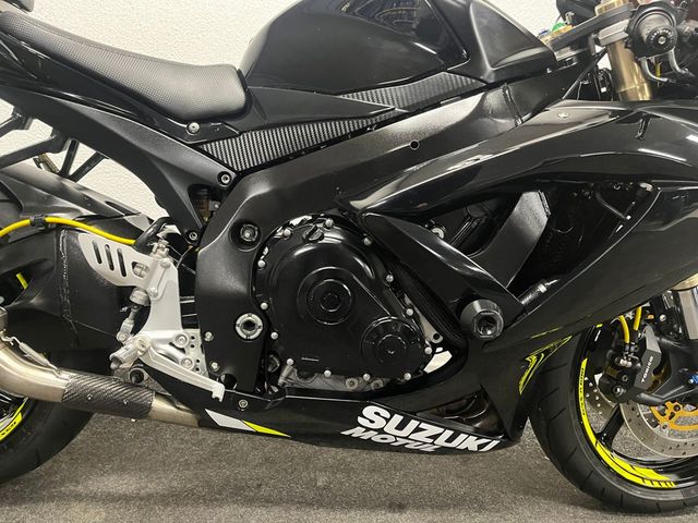 suzuki - gsx-r-600
