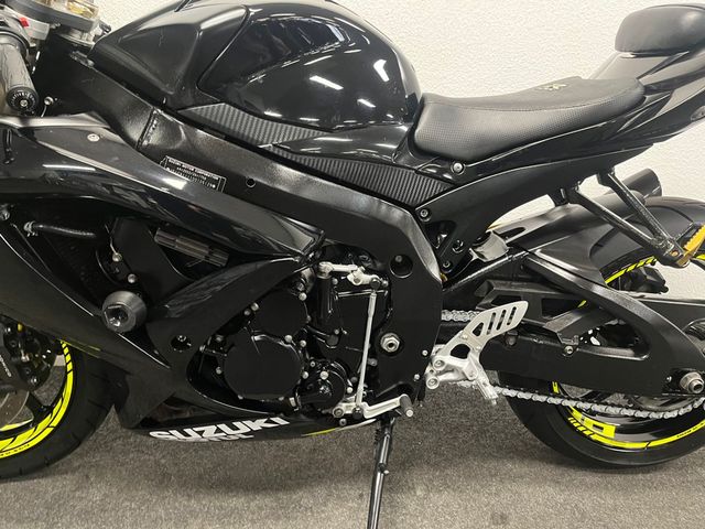 suzuki - gsx-r-600