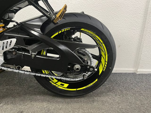 suzuki - gsx-r-600