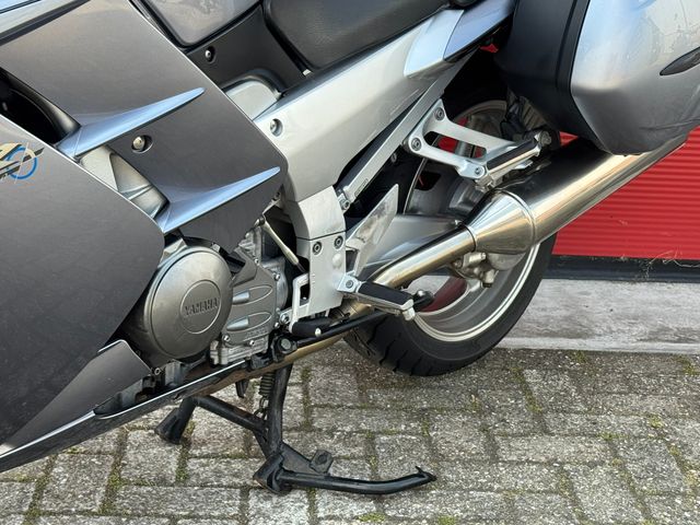 yamaha - fjr-1300