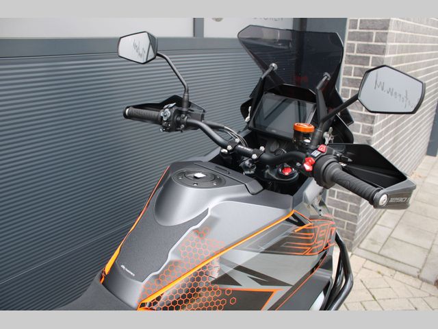ktm - 1290-super-adventure-s