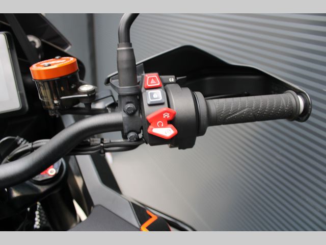 ktm - 1290-super-adventure-s