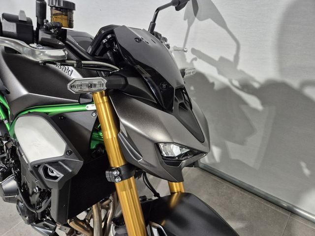 kawasaki - z900-se