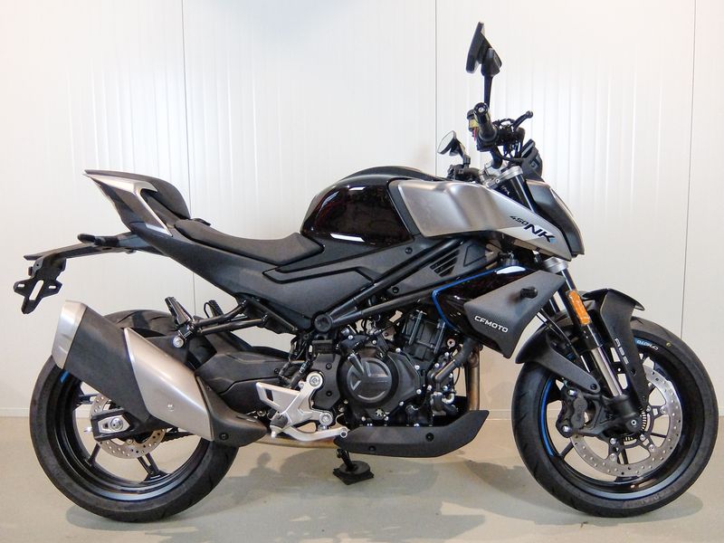 Cfmoto 450 NK 2025 nieuw