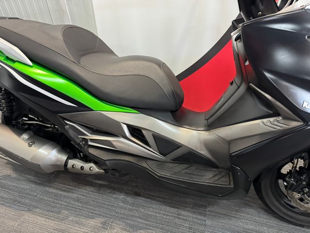 kawasaki - j-300
