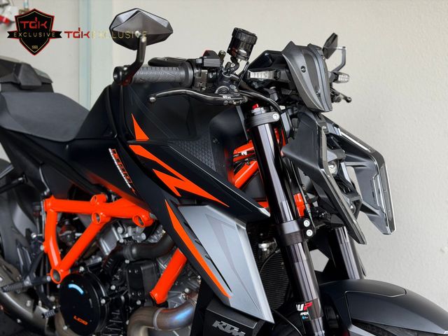 ktm - 1390-super-duke-r