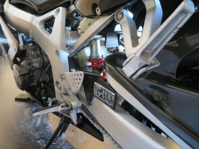 honda - cbr-900-rr-fireblade