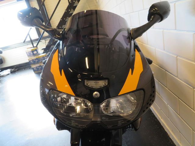 honda - cbr-900-rr-fireblade