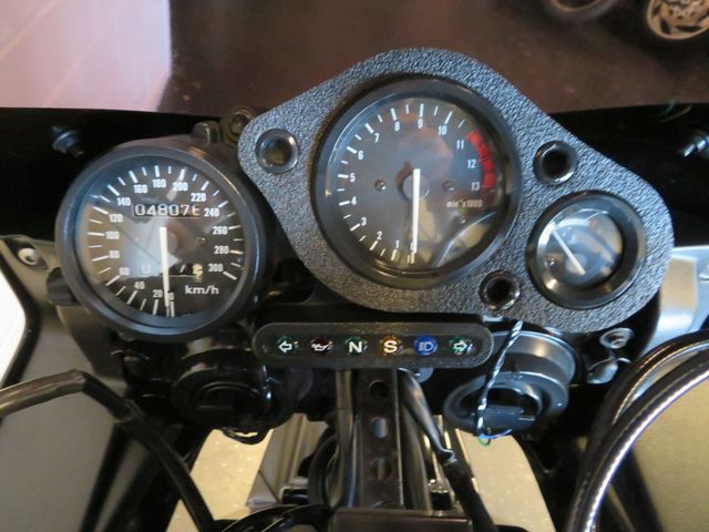 honda - cbr-900-rr-fireblade