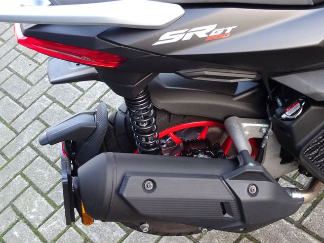 aprilia - sr-gt-sport-200