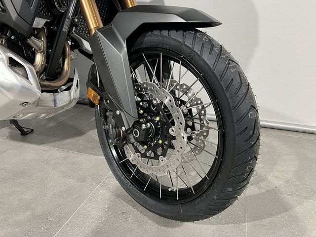 honda - crf-1100-l-africa-twin-adventure-sports