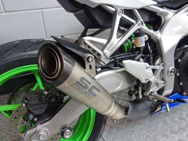 kawasaki - ninja-zx-4rr