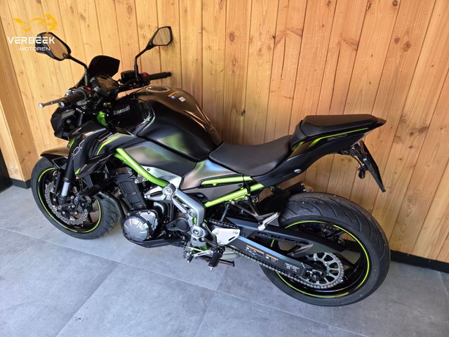 kawasaki - z900