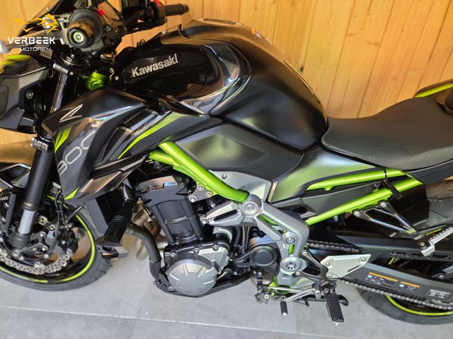 kawasaki - z900