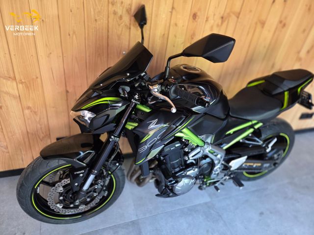 kawasaki - z900
