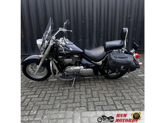 suzuki - vl-800-volusia