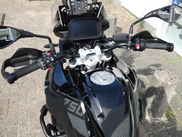 bmw - f-750-gs