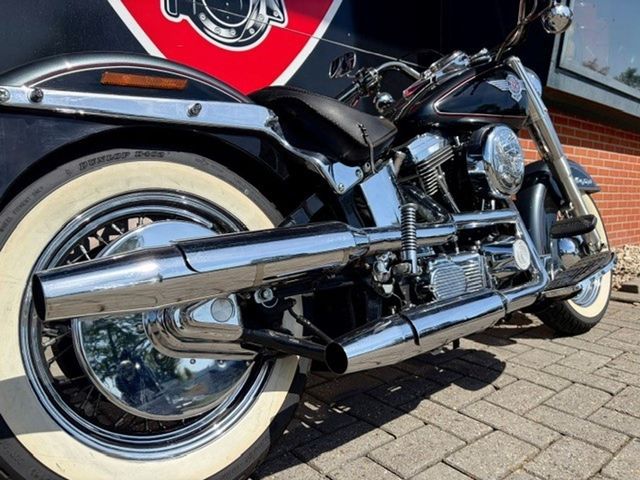 harley-davidson - nostalgia-softail-special-flstn