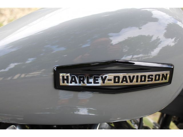 harley-davidson - softail-street-bob
