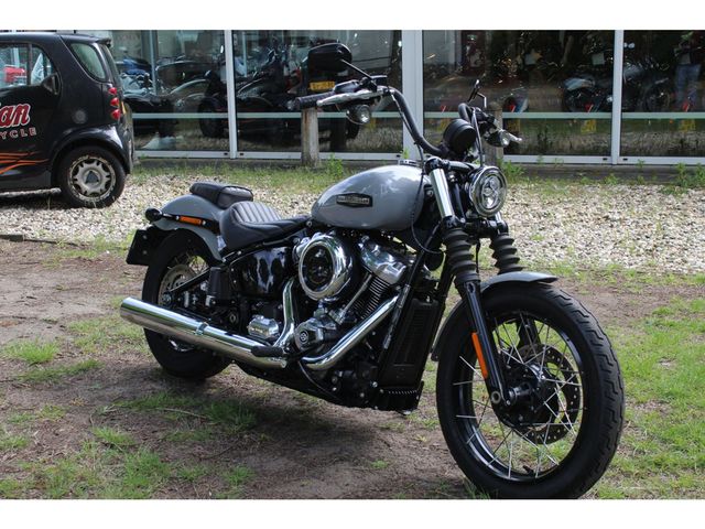 harley-davidson - softail-street-bob
