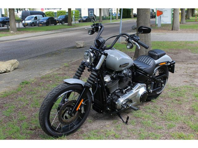 harley-davidson - softail-street-bob