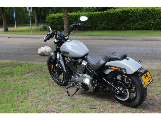 harley-davidson - softail-street-bob