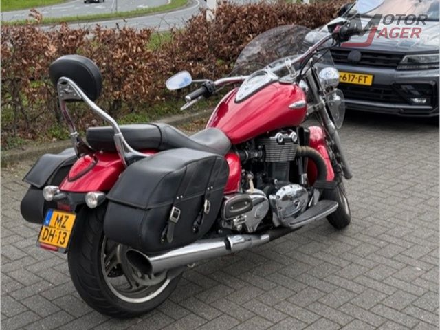 triumph - thunderbird