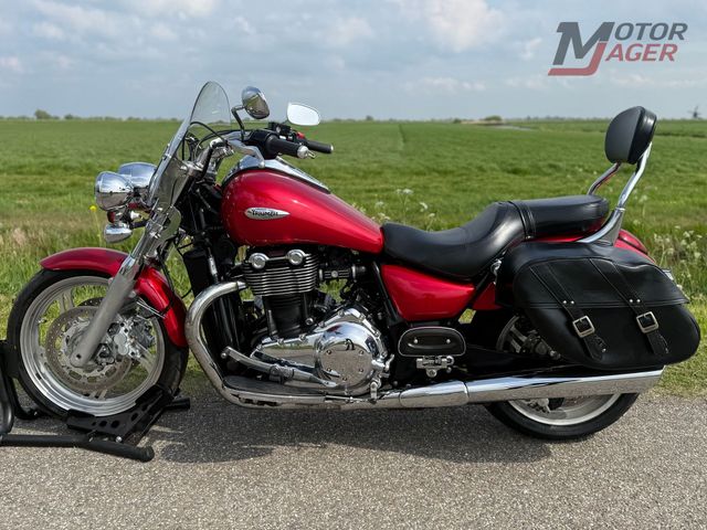 triumph - thunderbird