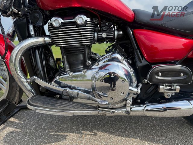 triumph - thunderbird