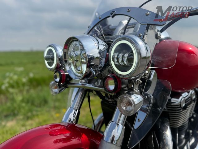 triumph - thunderbird