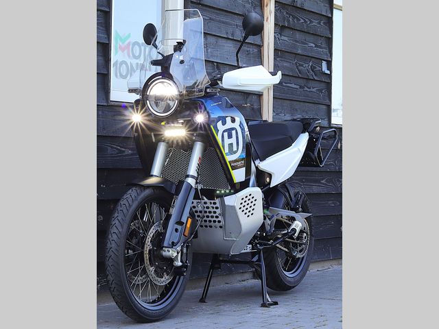 husqvarna - norden-901-expedition