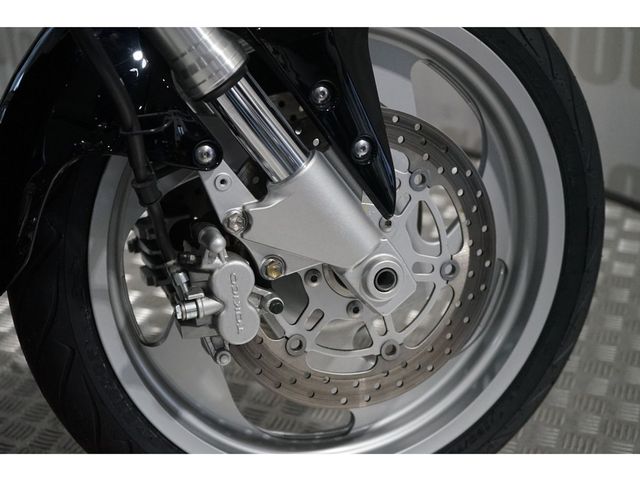 suzuki - vz-1600-marauder