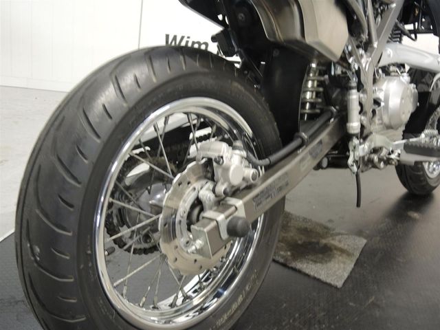 kawasaki - d-tracker-125