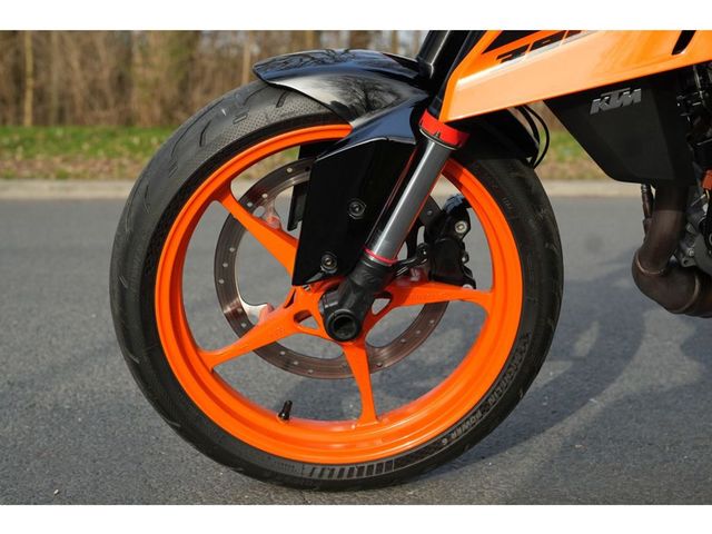 ktm - 390-duke-abs