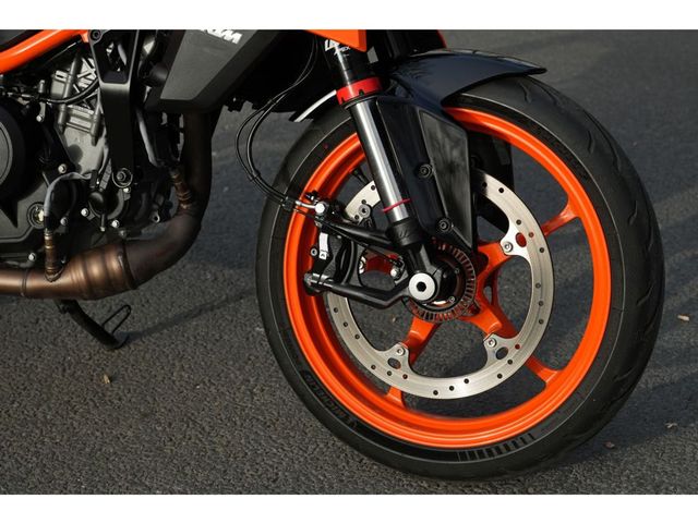 ktm - 390-duke-abs