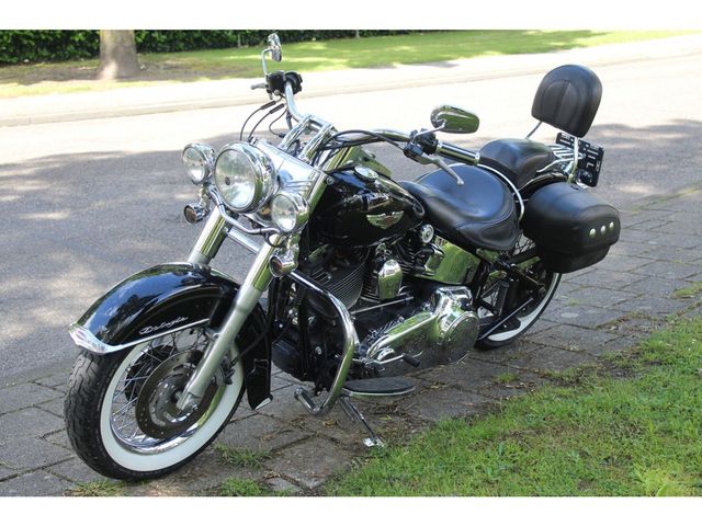 harley-davidson - softail-deluxe