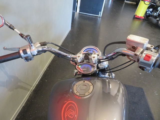 yamaha - xv-1700-warrior