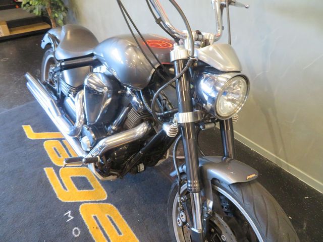 yamaha - xv-1700-warrior